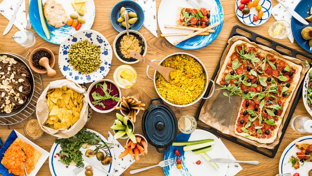 적은 재료로도 충분히 만족스러운 집밥 만들기